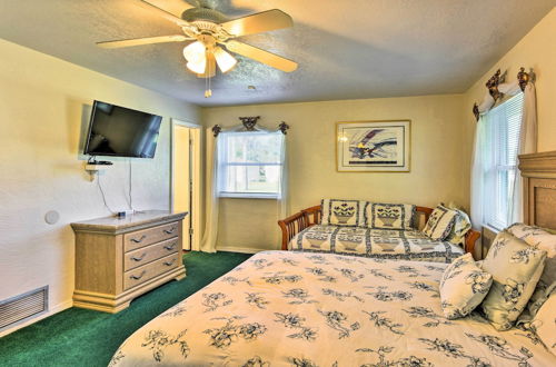 Photo 4 - Sandford Vacation Rental Near Airport & Lake