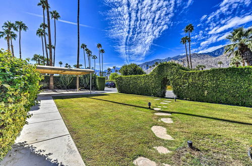 Foto 36 - Luxe Palm Springs Home w/ Stunning Backyard