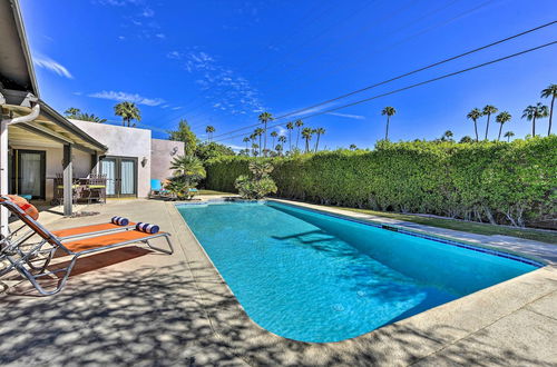 Foto 41 - Luxe Palm Springs Home w/ Stunning Backyard