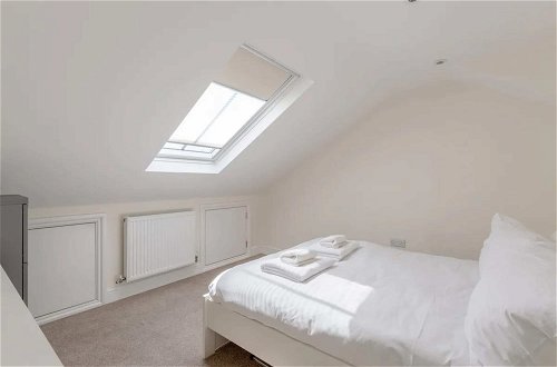 Foto 7 - Inviting 4BD House - Greenwich