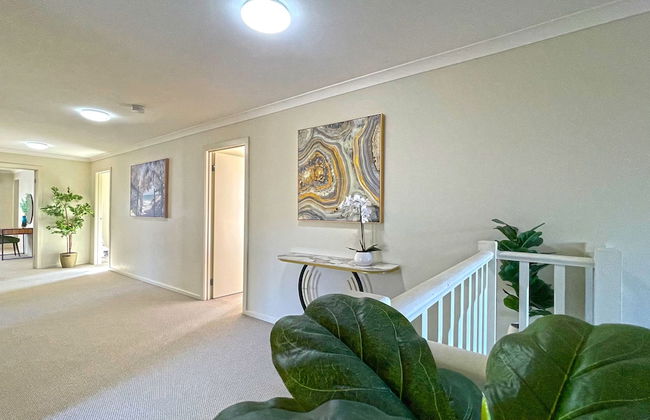 Spacious 7BRM 5-bathroom Rental House - Photo 42