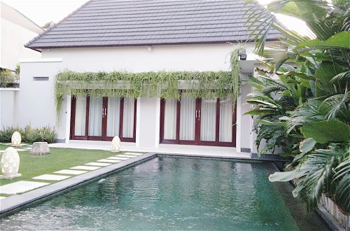 Photo 13 - 5 Bedroom Family Villa at Center Line Bali