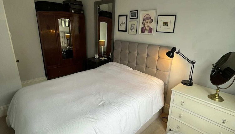 Foto 1 - Beautiful Vintage Style 1BD Apartment - Pimlico