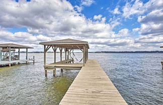 Photo 1 - Large Waterfront Lake Palestine Home w/ Deck, Dock