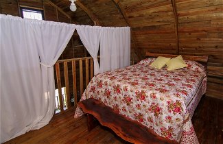 Photo 2 - Pilgrim's Paradise Cabin 2