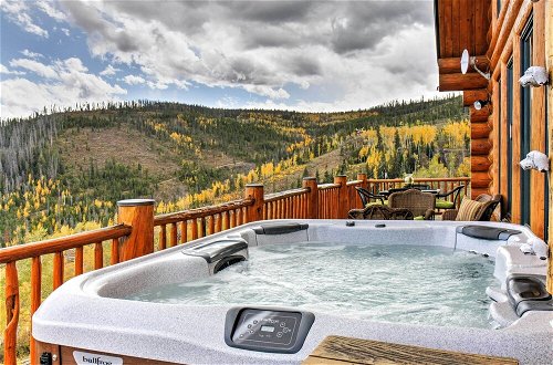 Foto 17 - Secluded Granby Cabin w/ Mountain Views & Hot Tub