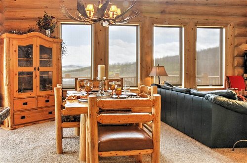 Foto 20 - Secluded Granby Cabin w/ Mountain Views & Hot Tub