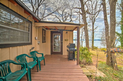 Photo 29 - Authentic Retreat w/ Private Dock on Coosa River