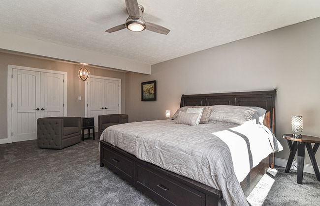 Kingdom on Knollwood - Photo 2