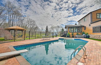 Foto 1 - Lovely Highland Home w/ Pool & Hot Tub