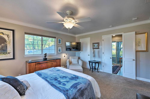 Photo 7 - Luxurious Downtown Lodi Apartment in Wine Country