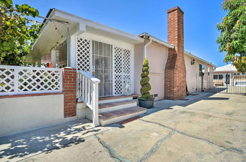 Photo 3 - Pasadena Home w/ Grapevine Covered Porch