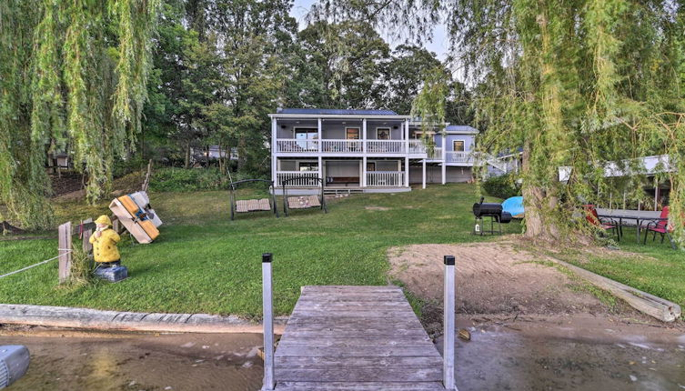 Photo 1 - Cozy Lakefront Lapeer House w/ 2 Paddle Boats