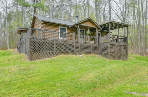 Foto 21 - Smoky Mountain 'cozy Cove' Cabin: Deck & Fire Pit