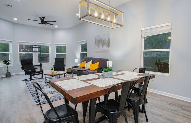 Exceptional 5BR So Close to Riverwalk and Downtown - Photo 23