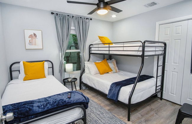 Exceptional 5BR So Close to Riverwalk and Downtown - Photo 50