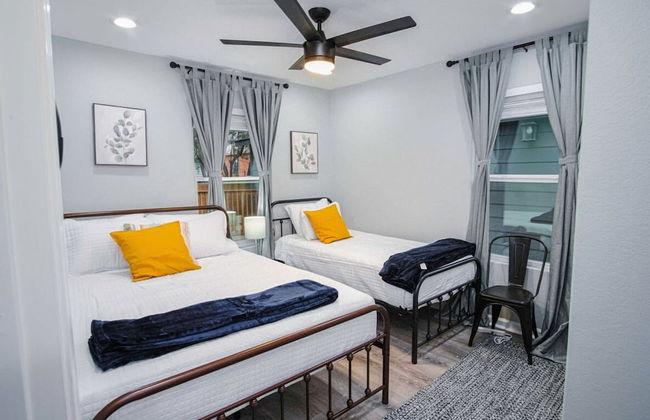 Exceptional 5BR So Close to Riverwalk and Downtown - Photo 48