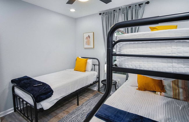 Exceptional 5BR So Close to Riverwalk and Downtown - Photo 51