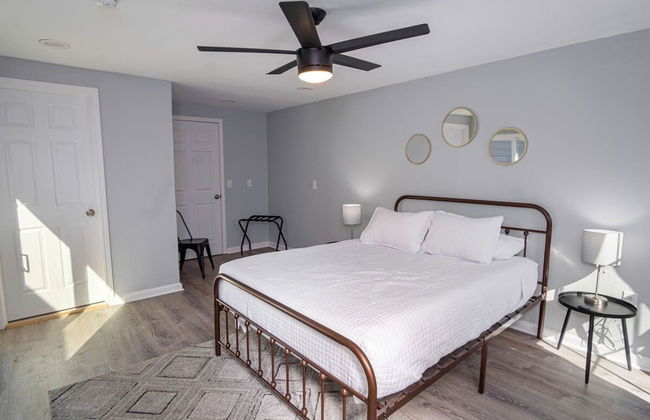 Exceptional 5BR So Close to Riverwalk and Downtown - Photo 33