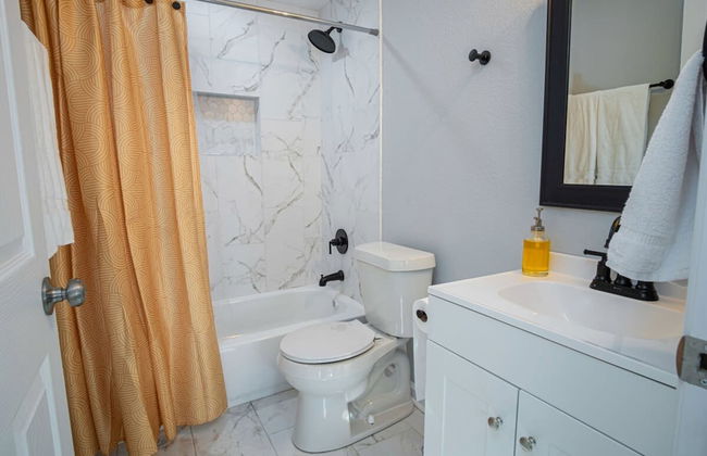 Exceptional 5BR So Close to Riverwalk and Downtown - Photo 34