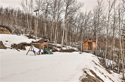 Photo 16 - Alaskan Mountain Gem With Private Hot Tub & Gym