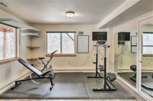 Photo 29 - Alaskan Mountain Gem With Private Hot Tub & Gym