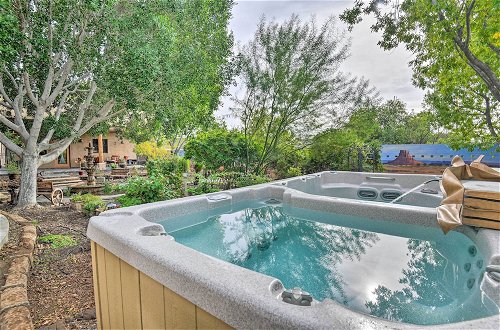 Foto 23 - Restful Mesa Retreat: Shared Backyard & Hot Tub