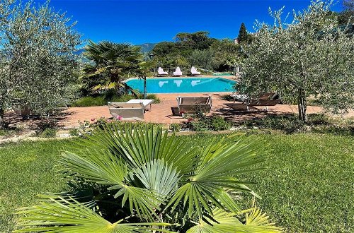 Photo 31 - Exquisite Spoleto-poolside-sleeps-20pool, Jacuzzi, Gardens - Fabulous Views