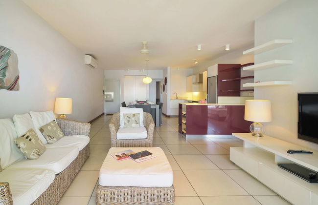 PLAGE BLEUE BEACHFRONT APARTMENTS BY LOV - Foto 7