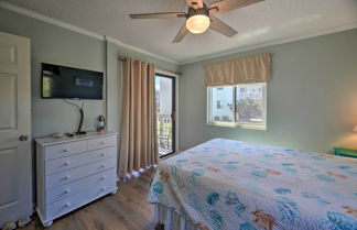 Foto 2 - Emerald Isle Resort-style Condo: Walk to Beaches