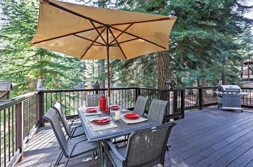 Foto 15 - Spacious South Lake Tahoe House w/ Deck & Grill