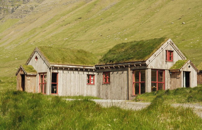 Múlafossur Cottages near Waterfall - Photo 41