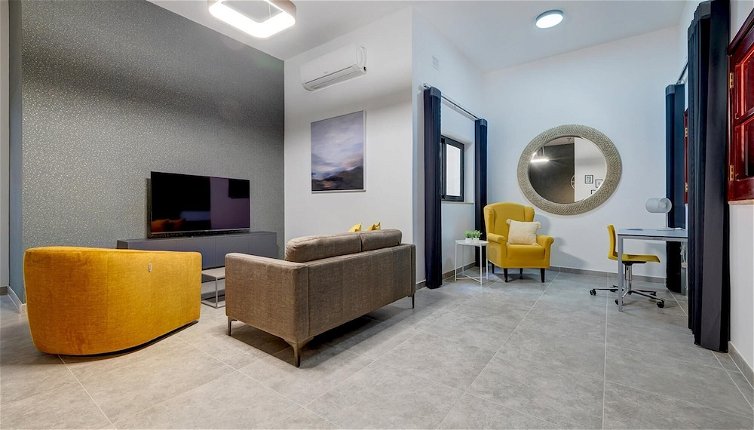 Photo 1 - Modern 3BR Apartment in Sliema s Desirable Locale