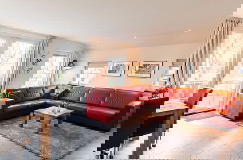 Foto 12 - Family Villa + Sauna & Sunroom