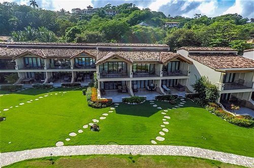 Photo 44 - Unique - 2 Luxury Villas at Palms in Flamingo Combined Sleep 12