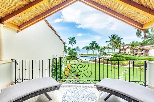 Photo 25 - Unique - 2 Luxury Villas at Palms in Flamingo Combined Sleep 12