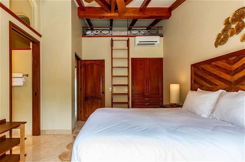Foto 5 - Unique - 2 Luxury Villas at Palms in Flamingo Combined Sleep 12