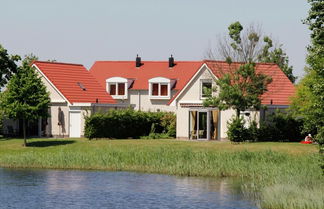 Photo 1 - House With Garden, in Water-rich Area