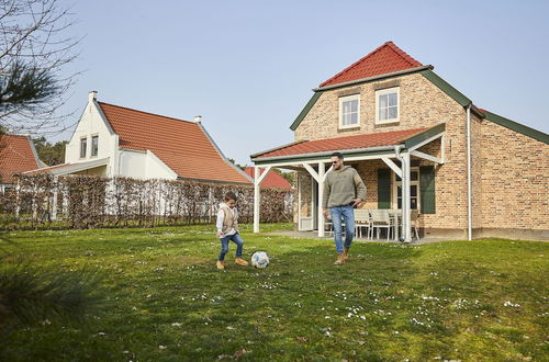 Photo 37 - Great Villa With Sauna and Whirlpool in Limburg