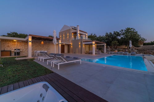 Photo 29 - Carpe Diem Villa - Luxurious, 1,5km From The Beach