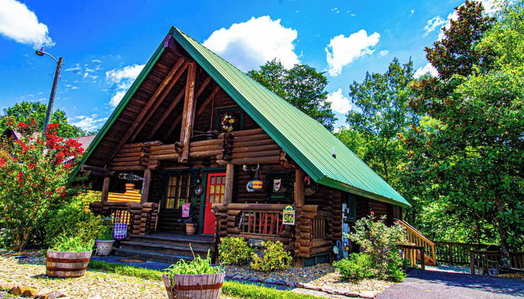 Photo 1 - Moose Lodge with Hot Tub