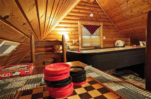 Photo 14 - Moose Lodge with Hot Tub