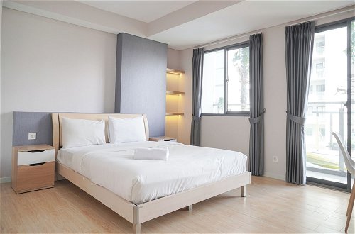 Foto 1 - Brand New And Comfy Studio At Daan Mogot City Apartment