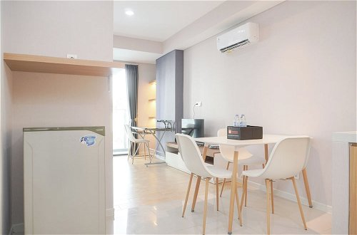 Photo 9 - Brand New And Comfy Studio At Daan Mogot City Apartment