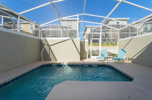 Photo 33 - Splendid 4 Bd w Pool Close to Disney Champions Gate 1006