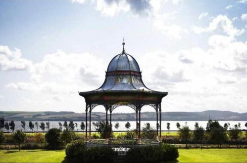 Photo 34 - Cozy Dundee Apartment With a View