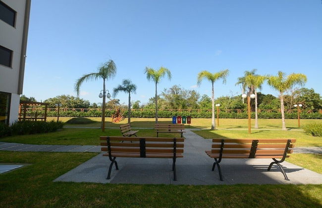 Apto 100m da Praia Com Piscina Aquecida e Lazer - Cachoeira do Bom Jesus - Floripa - Foto 31