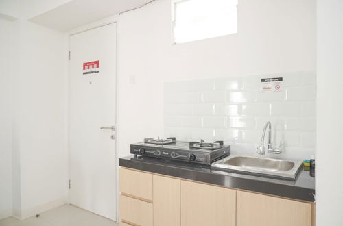 Photo 13 - Best Deal And Comfort 3Br At Bassura City Apartment