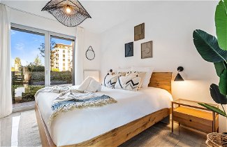 Foto 2 - Modern 2-Bedroom Apartment ID227
