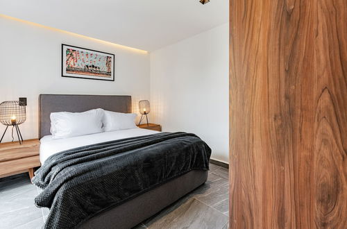 Photo 20 - Comfy Suites Sta Ma la Ribera by VH